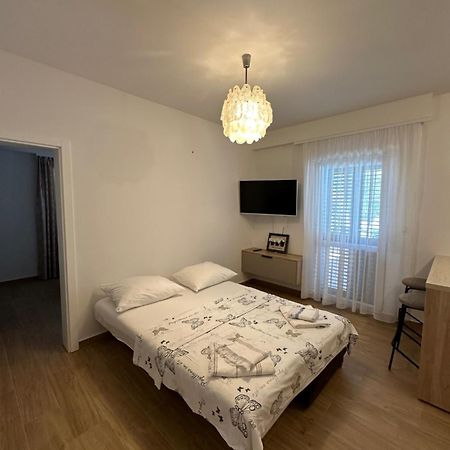Apartmani Svemir Drage Εξωτερικό φωτογραφία