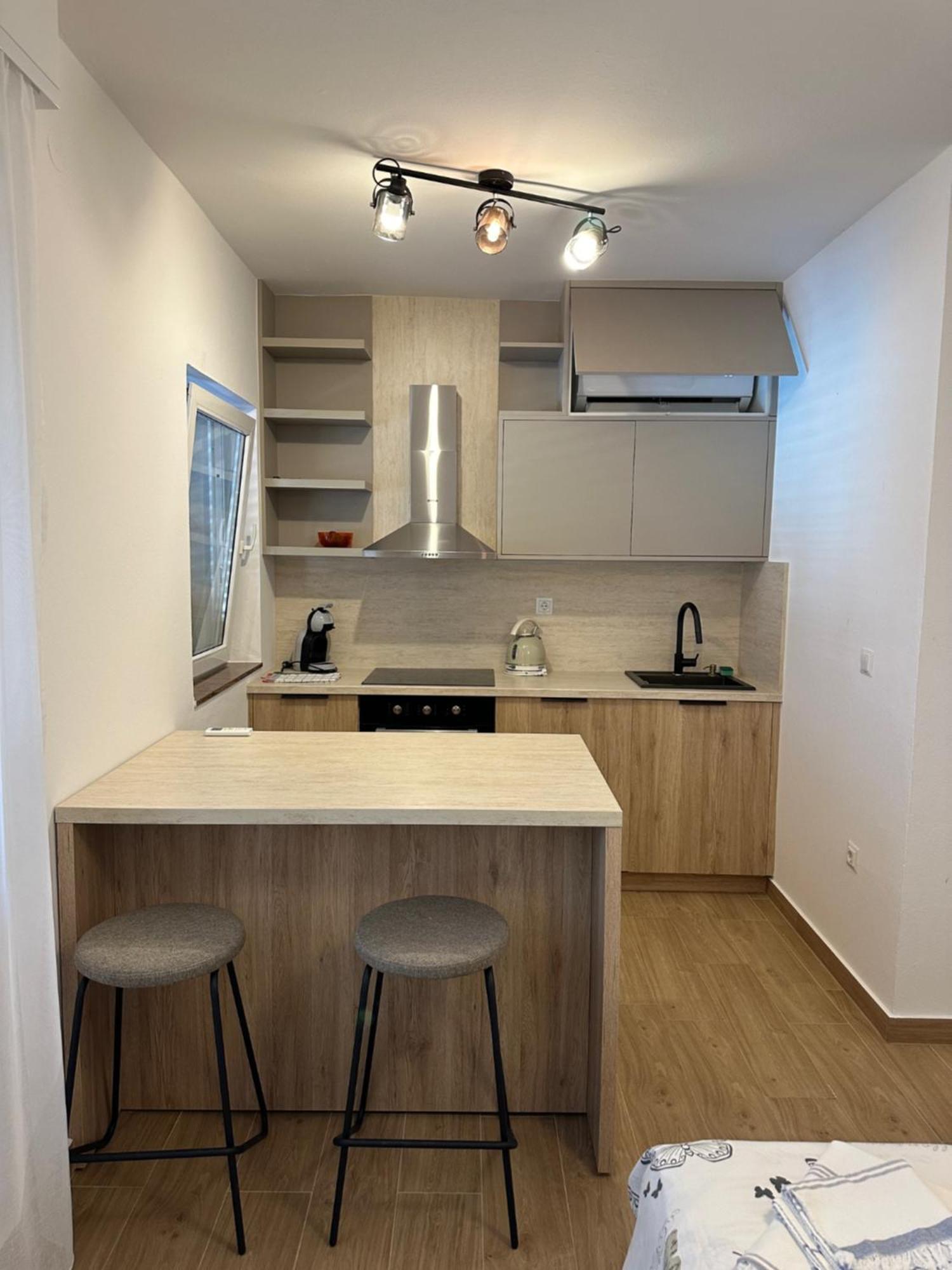 Apartmani Svemir Drage Εξωτερικό φωτογραφία