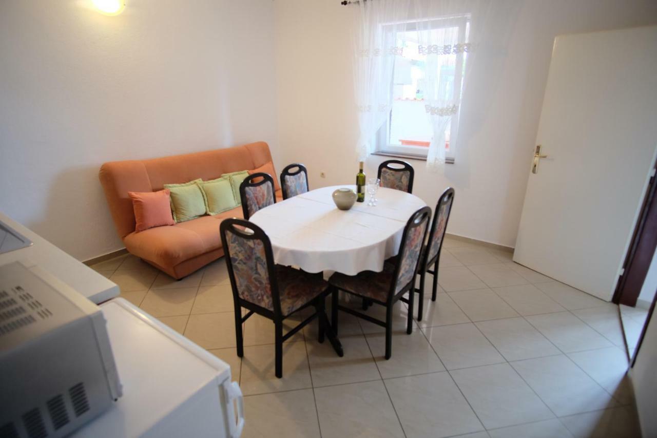 Apartmani Svemir Drage Εξωτερικό φωτογραφία